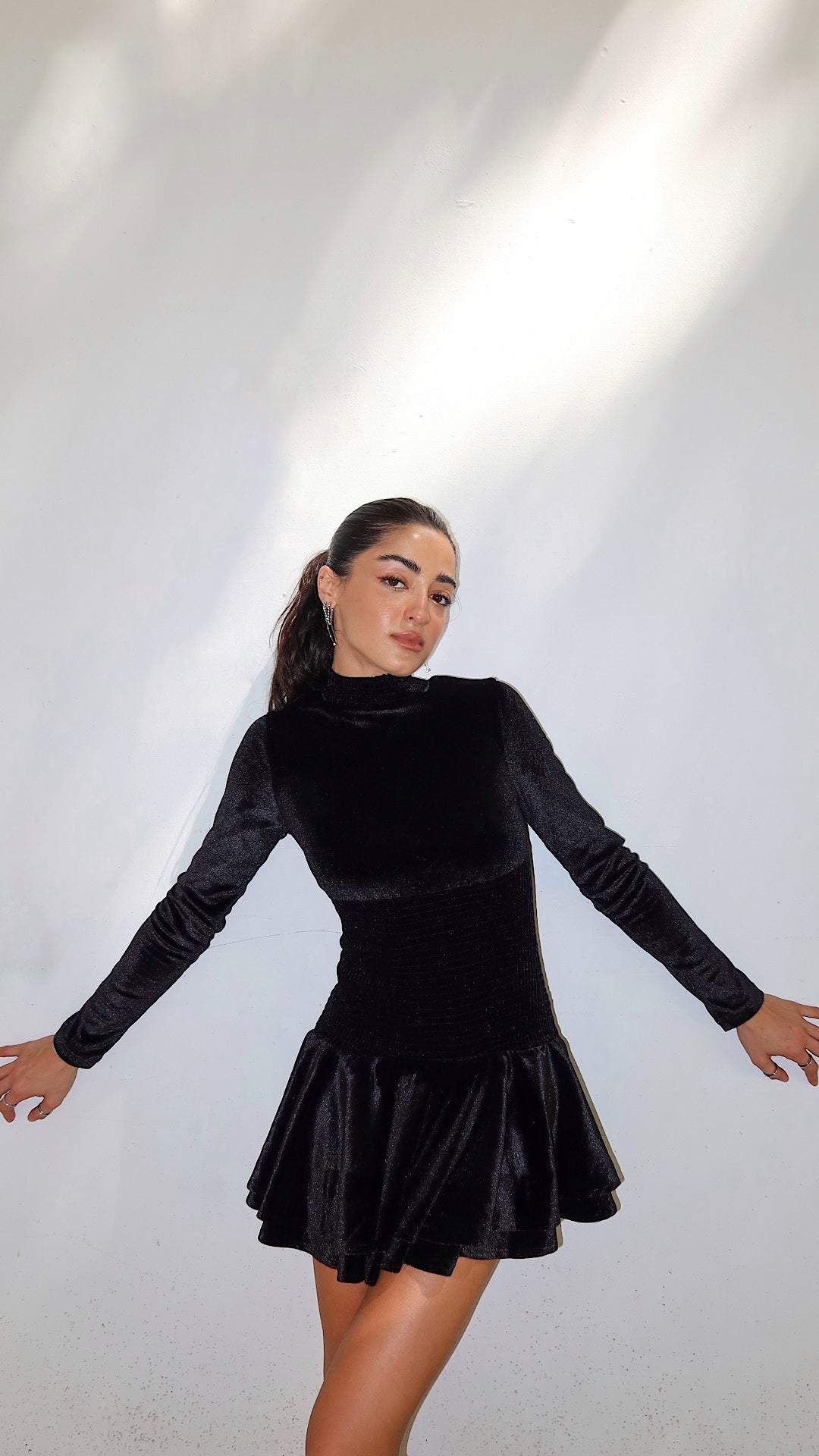 Velvet Shape Dress
